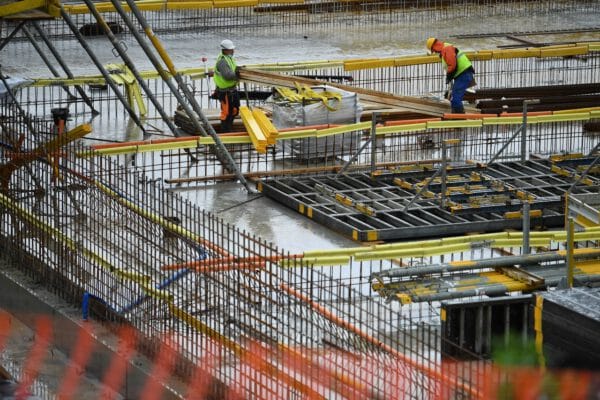 Lancement du chantier de Val&rsquo;Up à Mons, un nouveau centre de tri pour les PMC élargis