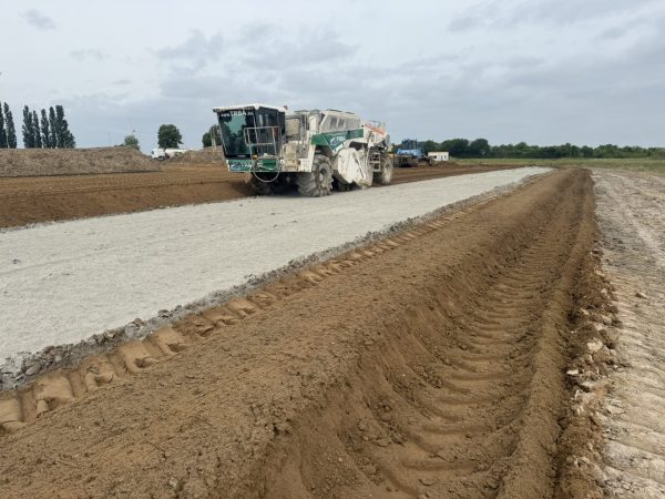 Les travaux démarrent pour le parc d’activités « La Porte des Hauts-Pays »  